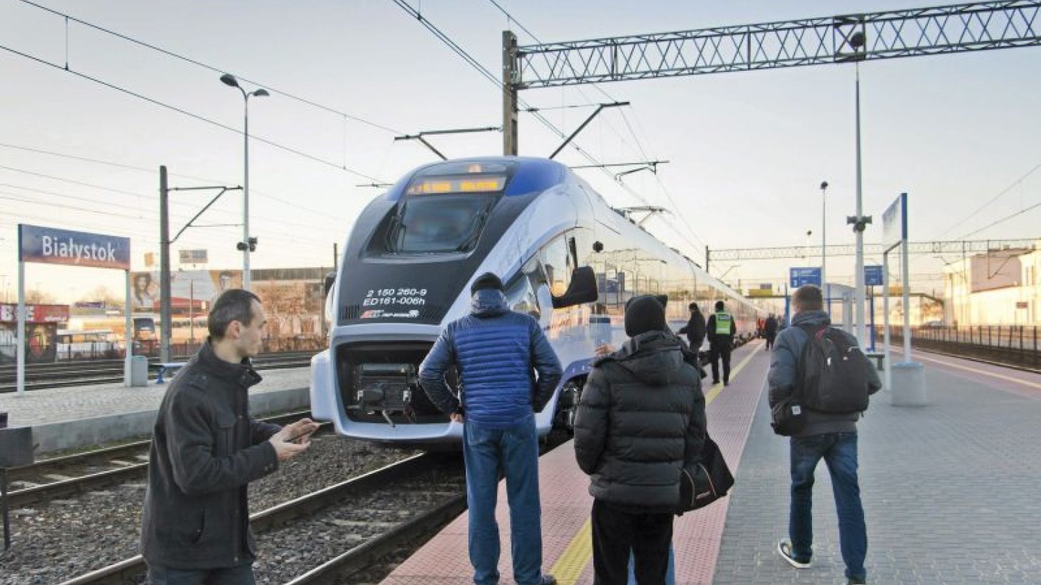 Intercity ma problemy z pociągami Pesy
