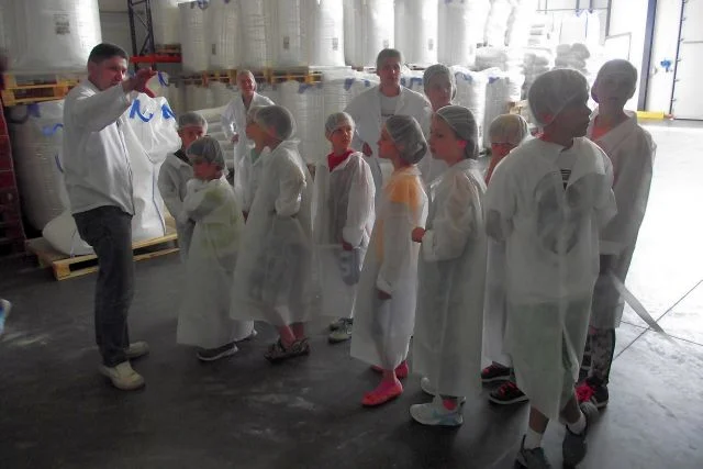 Wycieczka szkolna z wizytą w fabryce pelletów
