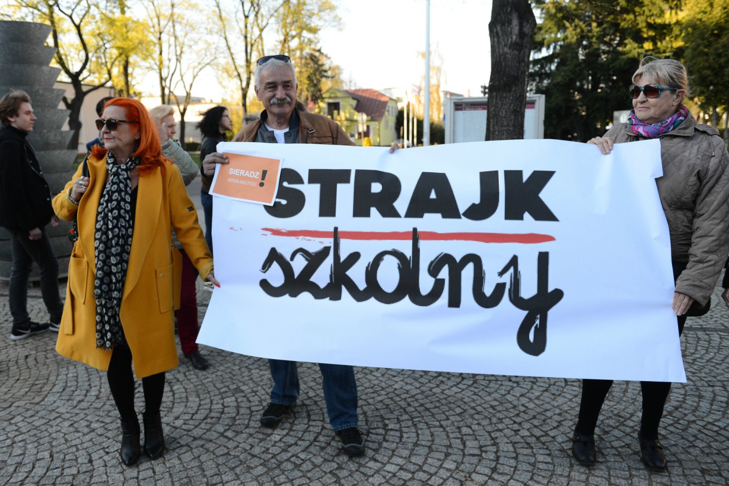 Kontrowersyjne podwyżki dla nauczycieli