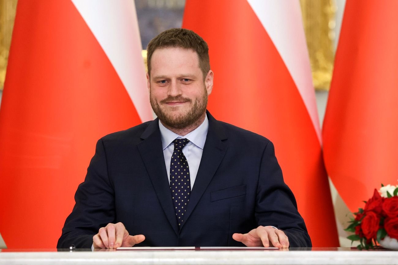 Mister Cieszyński ogłosił potencjalnego zwycięzcę w przetargu na warte ponad miliard złotych laptopy dla uczniów.