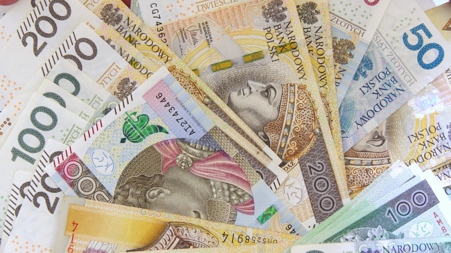 Czy będziemy zarabiali 10 tys. złotych miesięcznie?
