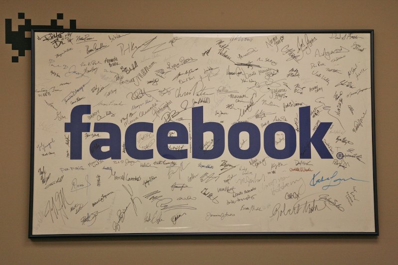 Rośnie liczba podań, jakie do administratorów Facebooka składają rządy chcące pozyskać dane użytkowników serwisu