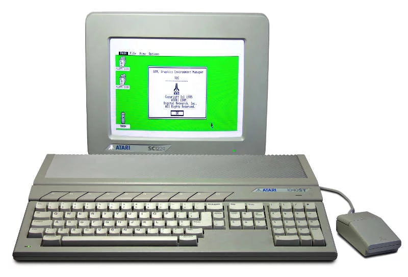 Komputer Atari model 1040STf