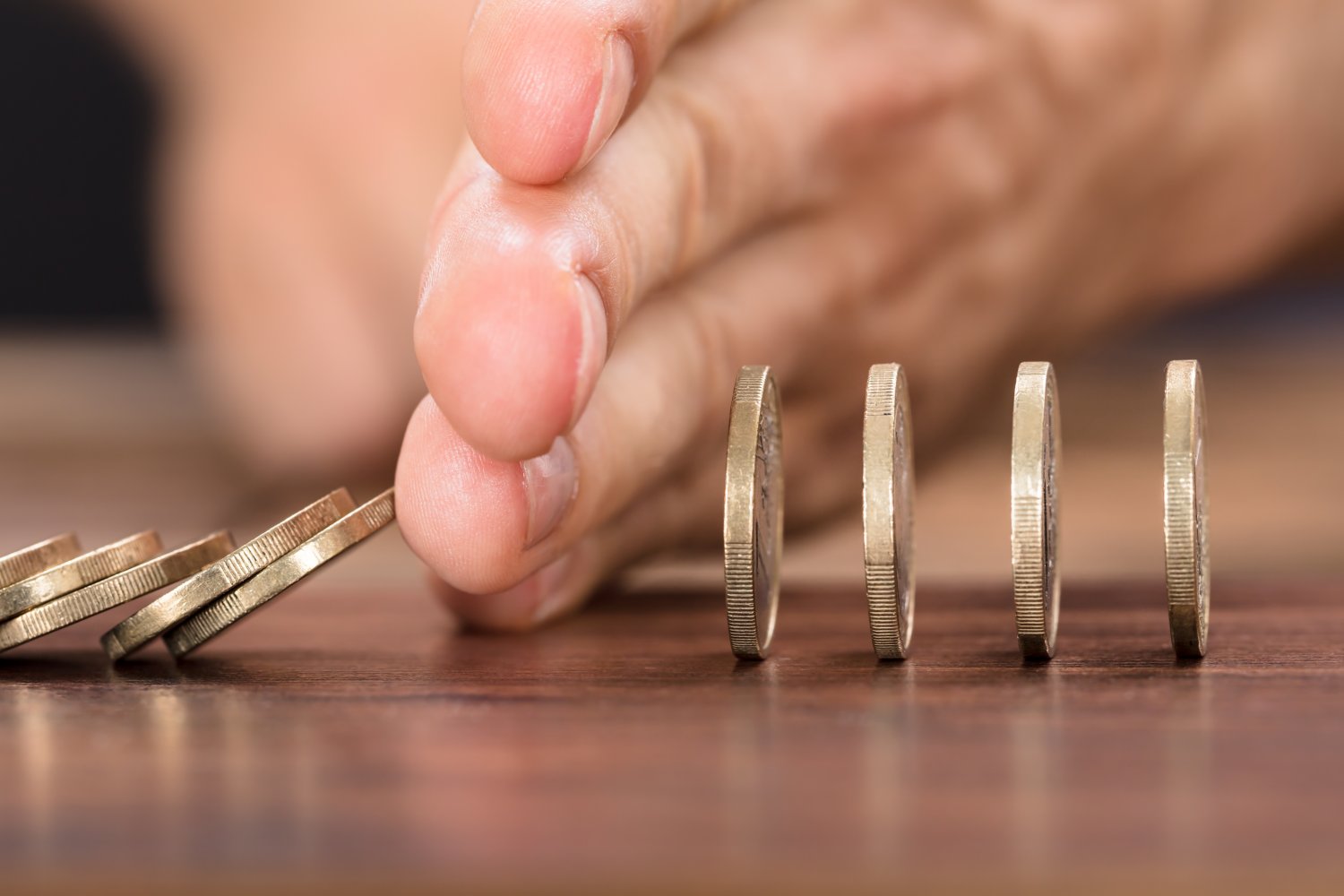 Odnotowano mniej pieniędzy na lokatach.