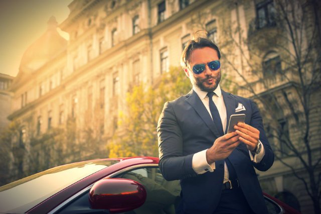 Amerykanie dowiedli, że im jesteś bogatszy, tym mniejszą uwagę zwracasz na innych ludzi