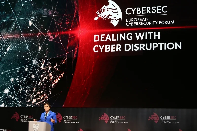 Świadomość zagrożenia Polska ma co najmniej od dwunastu lat, od czasu pierwszych cyberataków na Estonię.