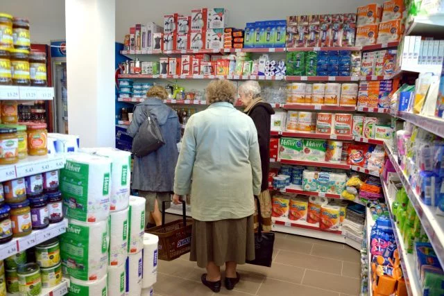 Produkty wykorzystujące skojarzenia z programem 500 plus możemy coraz częściej znaleźć na sklepowych półkach.