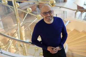 Prezes DeepMind, Demis Hassabis, w młodości pracował przy grach wideo.