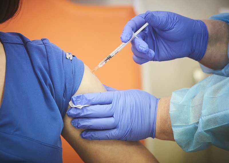 Odszkodowania po szczepieniu. Przepisy są, ale zdaniem prawników - niedopracowane.