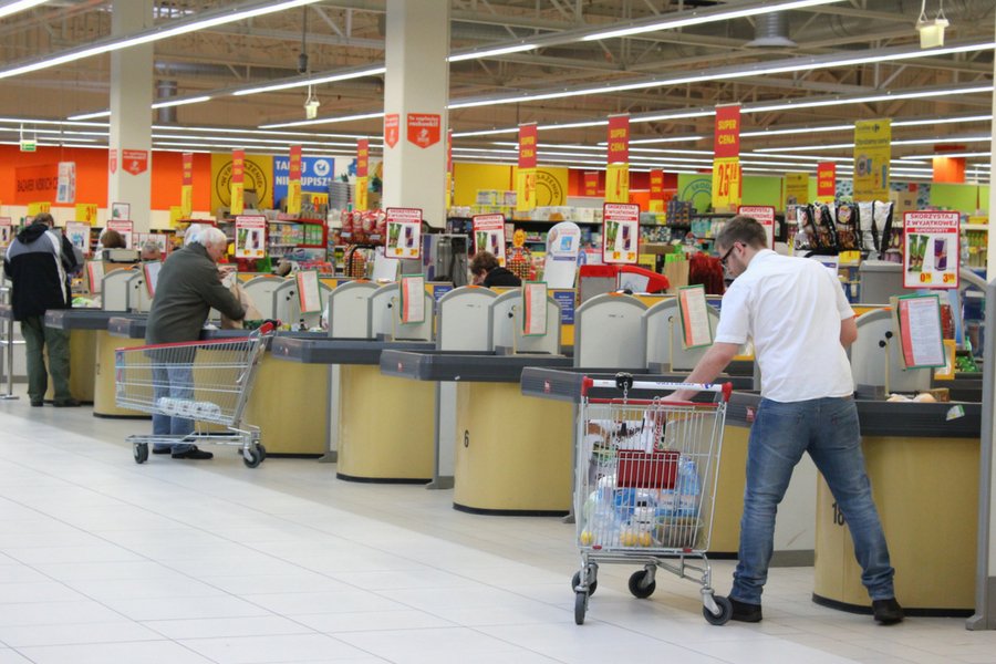 Średnia wysokość transakcji kartą zbliżeniową przekroczyła w 2017 r. pułap 50 złotych.