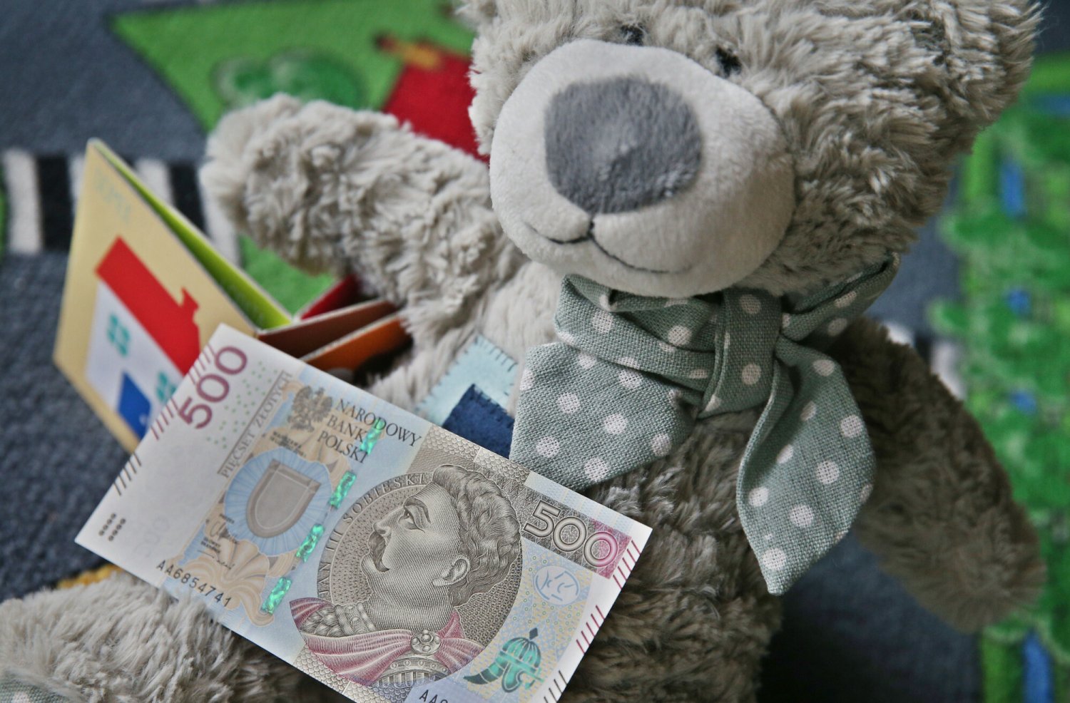 Zasiłek socjalny w 2024 roku – ile wyniesie po waloryzacji