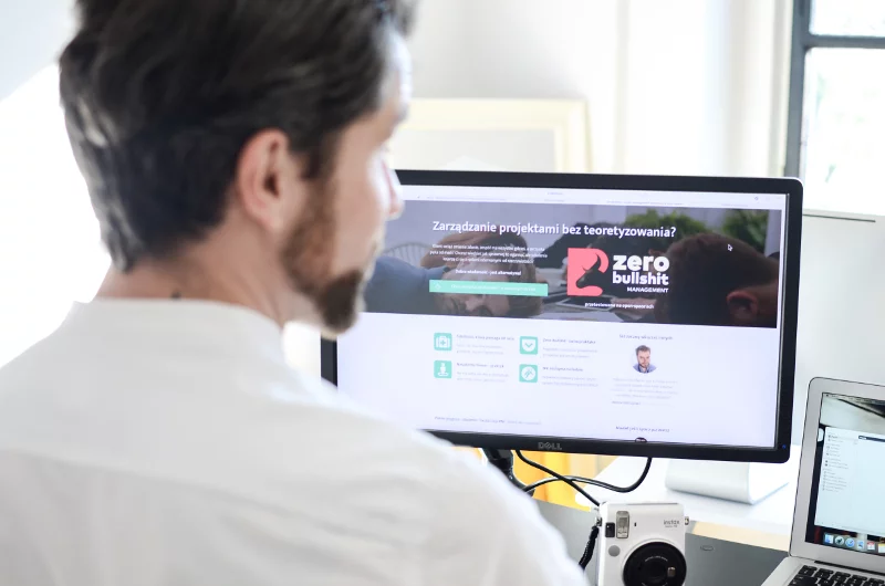 Dla dobra projektu, a więc i firmy, można i nawet trzeba postawić się czasem kierownictwu, oczywiście zawsze merytorycznie i bez emocji