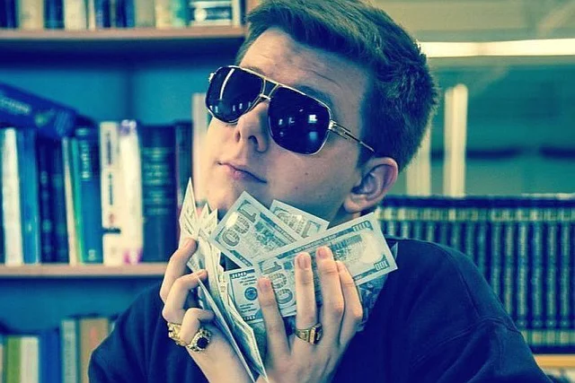19-letni Erik Finman dorobił się 6 mln dolarów na bitcoinach, które kupił za kieszonkowe od babci.