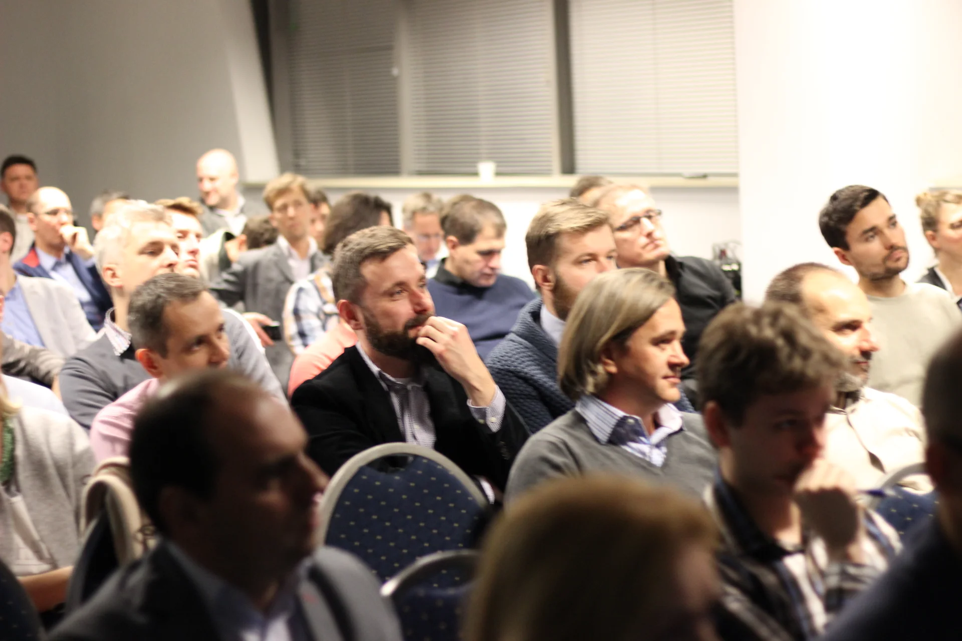 Spotkanie w Fabryce i3. Dyskutujemy o trendach w gospodarce - jak automatyzacja wpływa na ludzą pracę i jakich relacji w firmie wymaga, aby dać oczekiwany efekt.