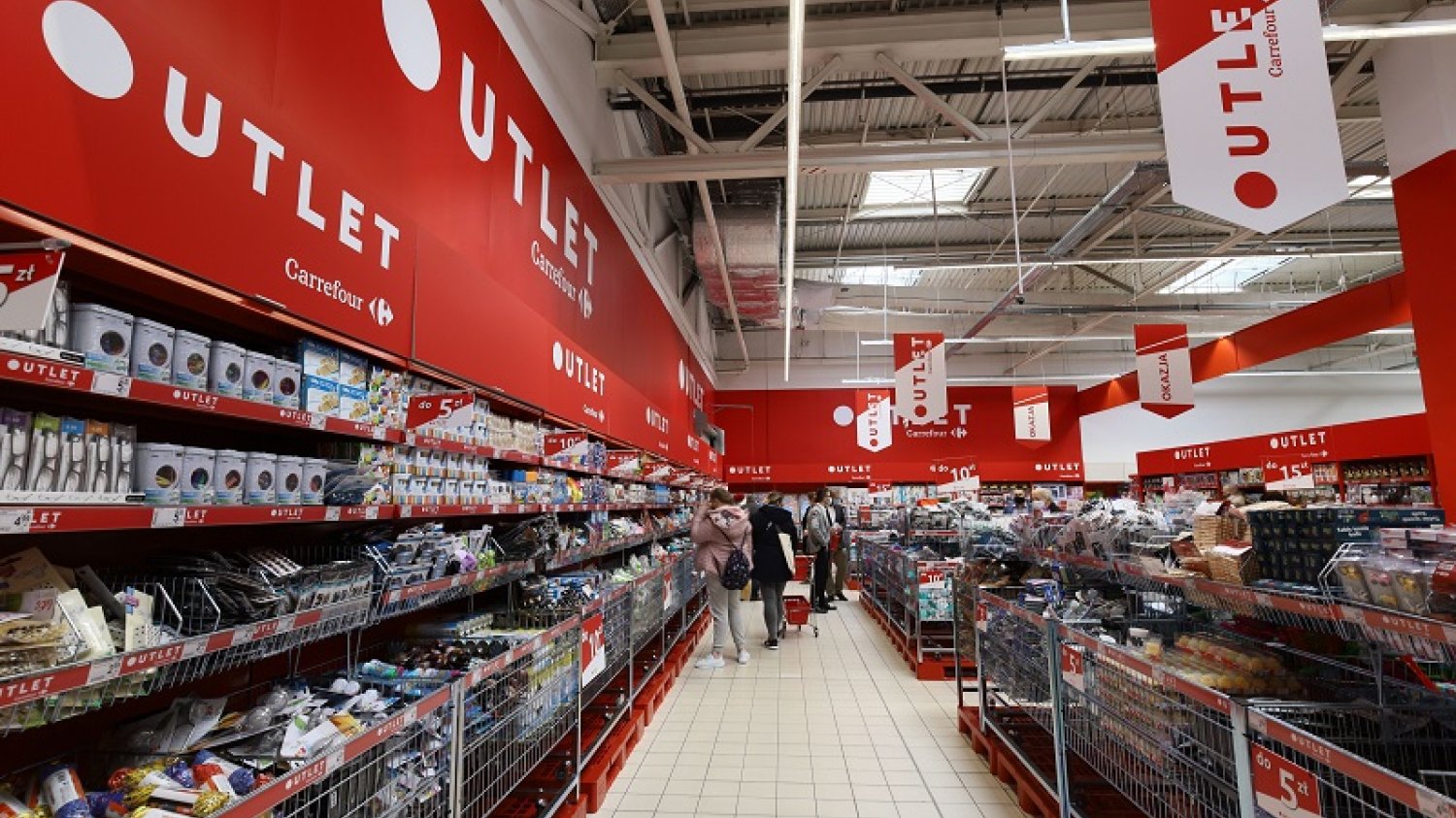 Carrefour rozwija również testowany jesienią koncept stref OUTLET, które działają już w 6 lokalizacjach.