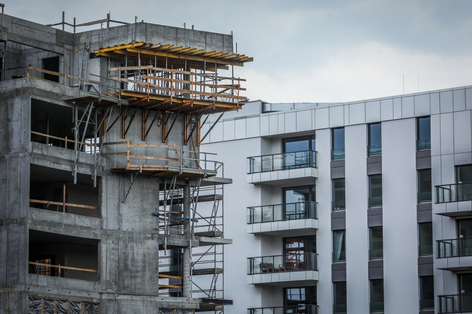 Coraz więcej osób ma problemy ze spłatą kredytu hipotecznego