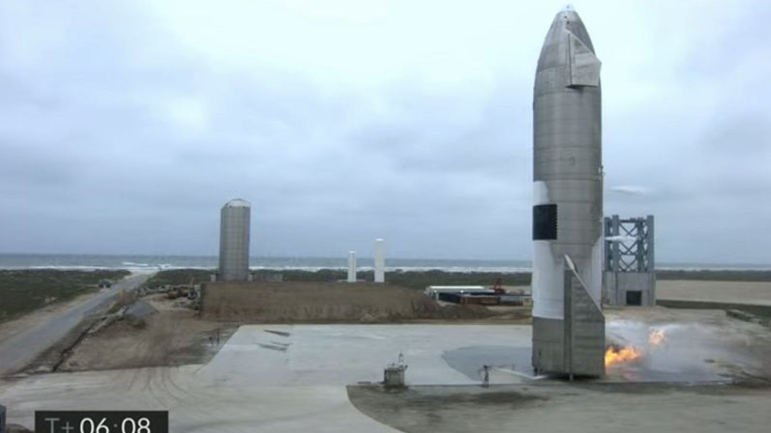 Elon Musk zamierza rozpocząć loty z ludźmi na pokładzie w kierunku Marsa jeszcze w tym dziesięcioleciu.
