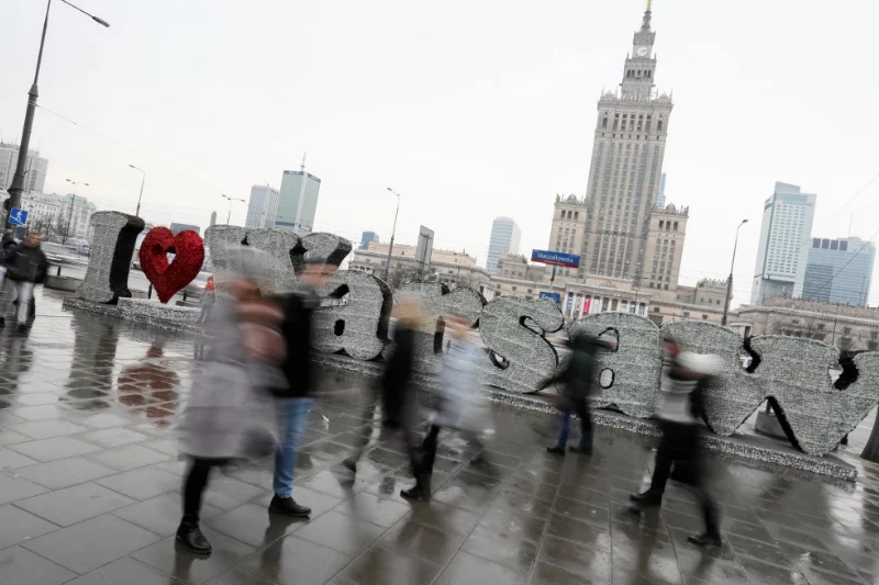 Wynagrodzenia rosły w 2018 roku w tempie nie widzianym od dekady. Przeciętne wynagrodzenie w gospodarce narodowej w ostatnim kwartale 218 r. wyniosło 4863,74 zł