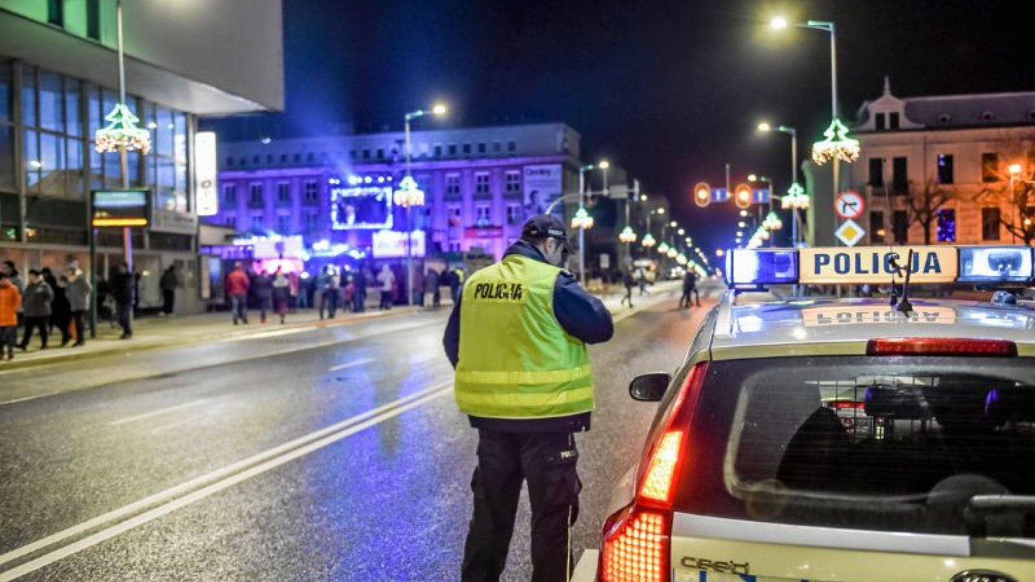 Patrole wypiszą mandaty do 500 zł lub skierują wnioski o ukaranie do sanepidu.