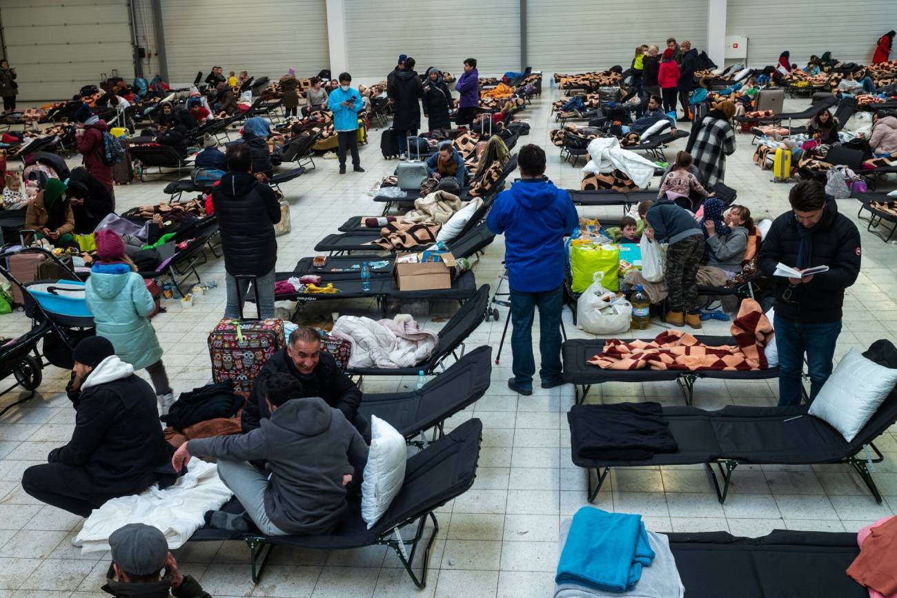 Punkt Recepcyjny dla uchodźców z Ukrainy w Centrum Handlu Korczowa Dolina w Korczowej