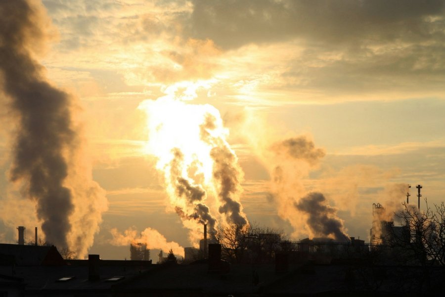 Stężenie zanieczyszczeń w Warszawie wielokrotnie przekroczone, a alarmu jakoś nikt nie ogłasza.