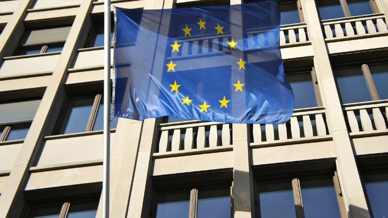 W programie operacyjnym "Inteligentny Rozwój" finansowanym przez UE duże firmy będą miały trudniej