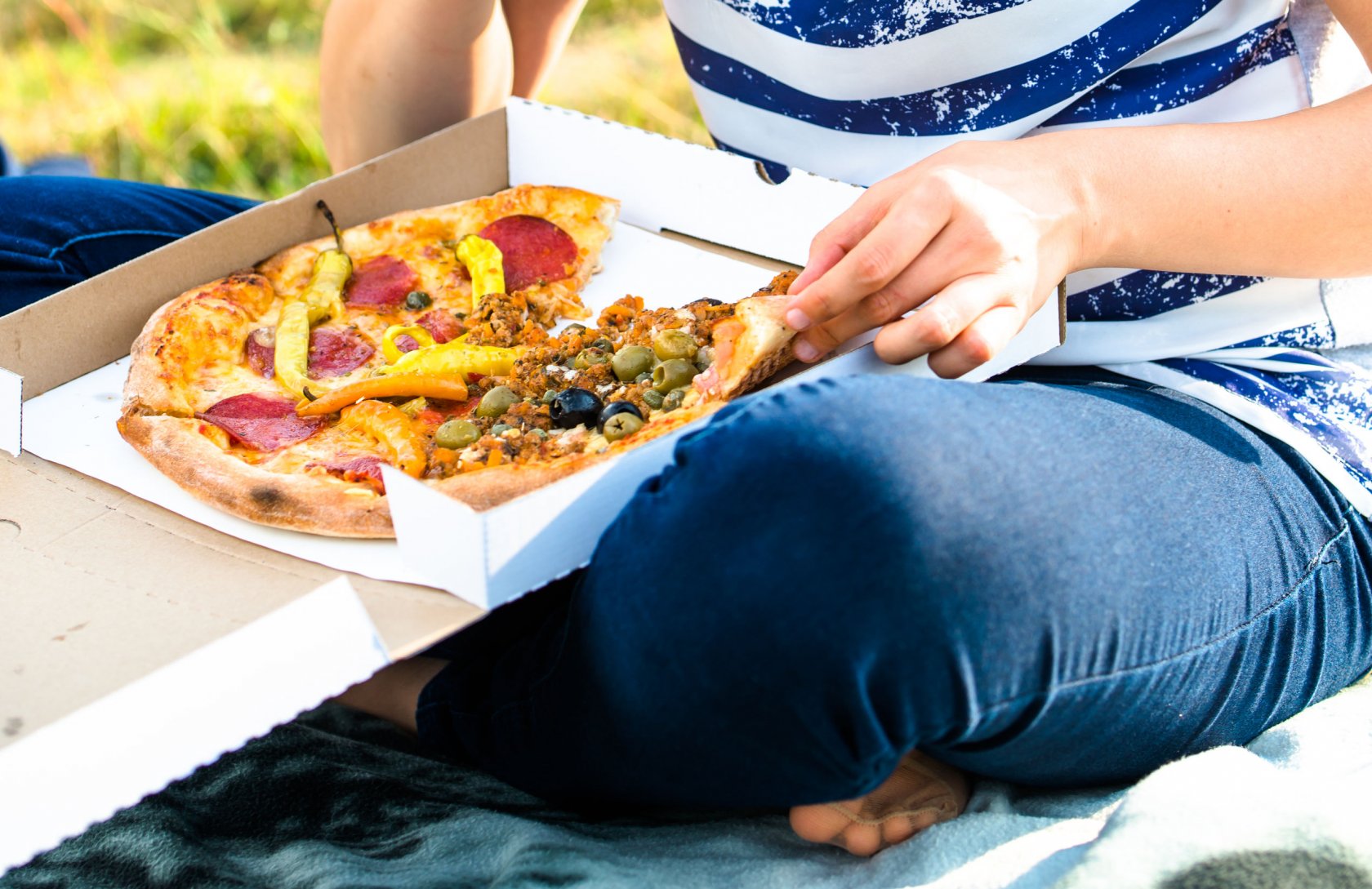 W dwóch trzecich przebadanych kartonów do pizzy znaleziono szkodliwą dla zdrowia substancję - bisfenol A.