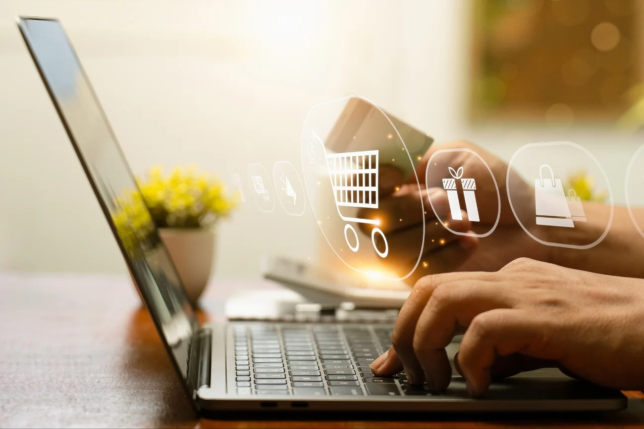 Warunki Ochrony Marek w Allegro to nowe zapisy, które zwiększają bezpieczeństwo zakupów na popularnej platformie e-commerce poprzez walkę z nieuczciwą konkurencją zajmująca się sprzedażą nieoryginalnych produktów.