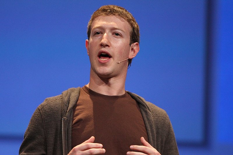 Jak sobie poradzi Facebook bez Zuckerberga?