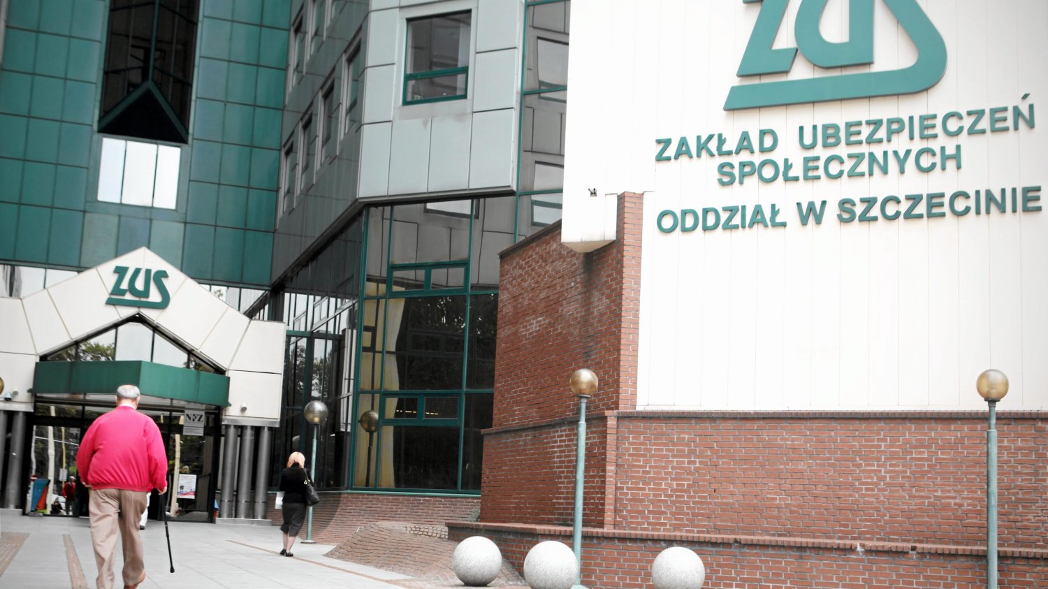 ZUS wysyła do polskich emerytów za granicą listy z pytaniem, czy żyją. To sposób na sprawdzenie, czy ktoś nie oszukuje ZUS-u