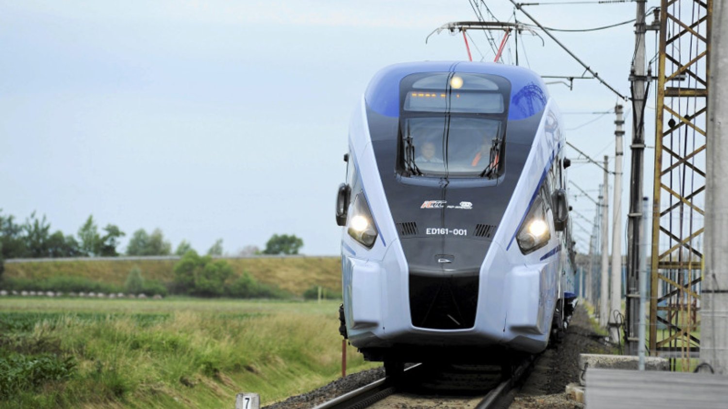 Pesa DART.