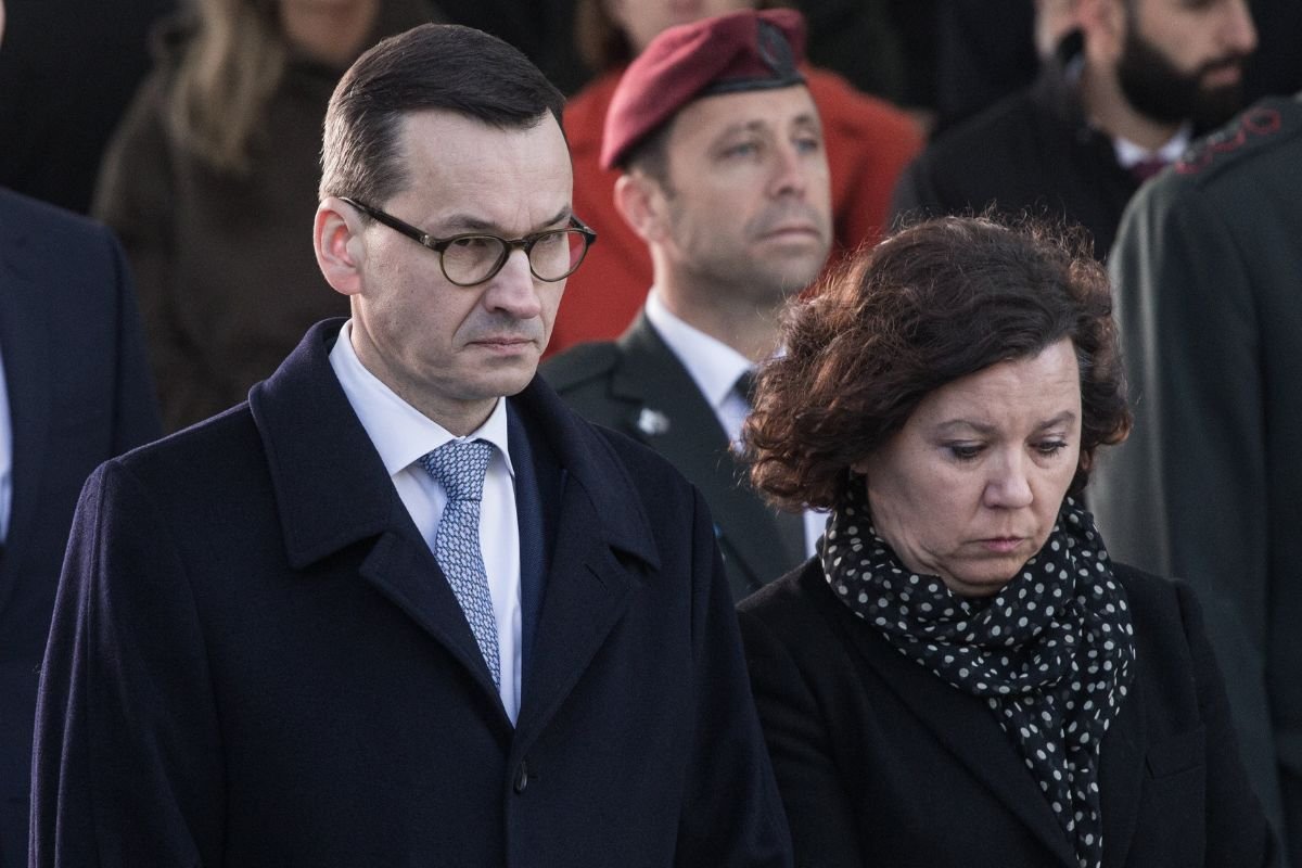 Premier nie chce, by mały i średni handel w Polsce znikał w tak błyskawicznym tempie – jego żona go w tym wspiera.