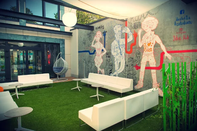 Patio w hubie Idea Banku w Warszawie