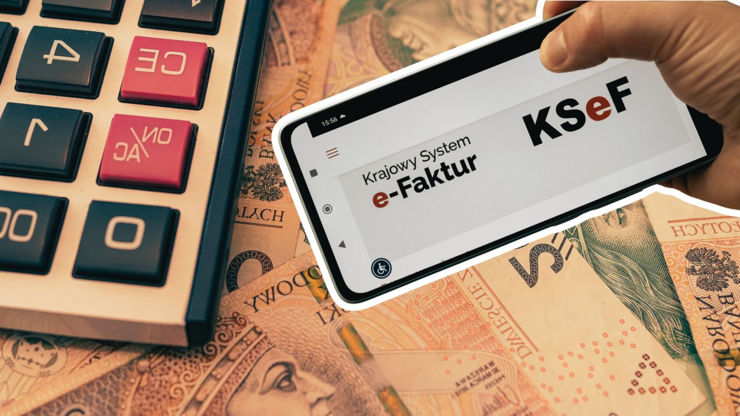 Jak zalogować się do KSeF? To prostsze niż myślisz Pieniądze i kalkulator oraz wklejona ręka trzymająca telefon z logiem KSeF. Jak zalogować się do KSeF? To bułka z masłem