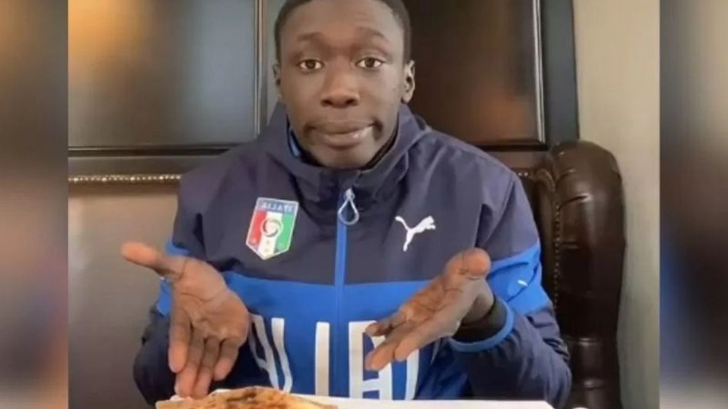 Khaby Lame, pizza, TikTok