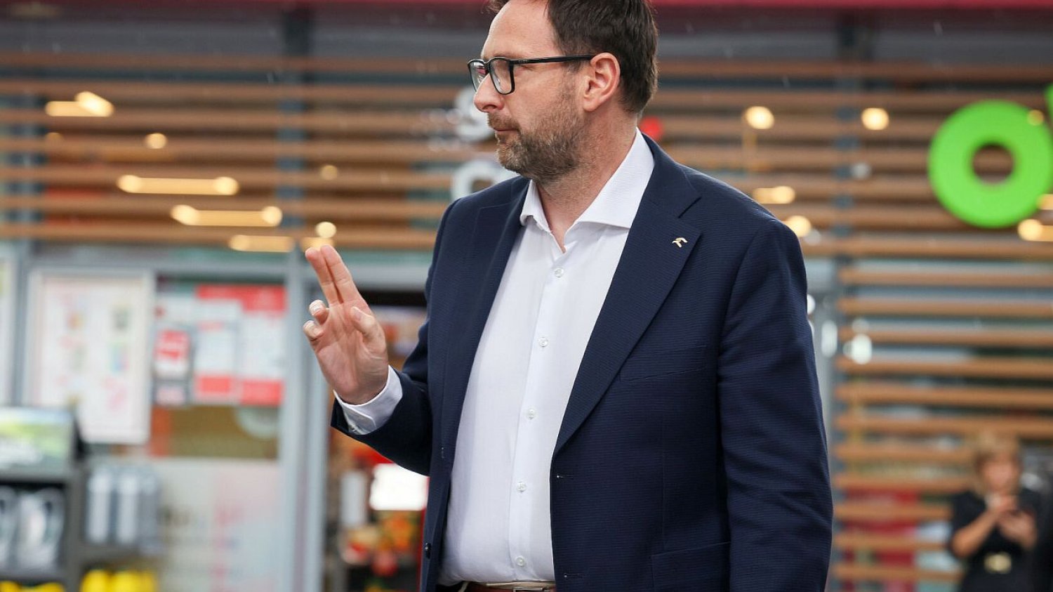 Orlen pod rządami Obajtka ma co prawda drogie paliwo, ale pompuje budżet rekordowymi podatkami