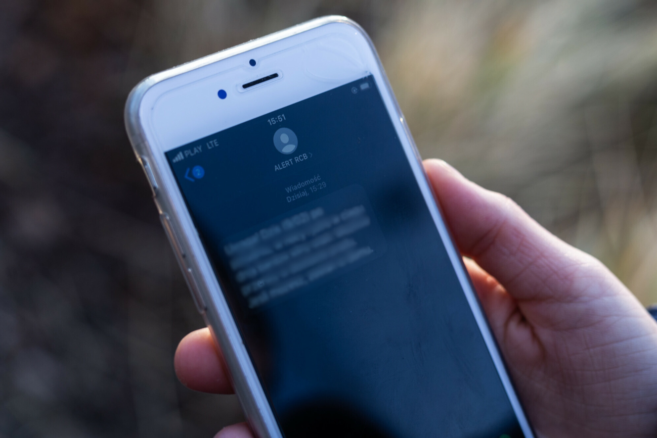 Rządowe Centrum Bezpieczeństwa ostrzega przed fałszywymi alarmami RCB