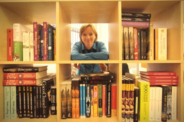 Sadowska umiejętnie wyczuła potrzeby bibliofili i dostarczyła im aplikację mobilną, która zawiera w sobie technologię rozpoznawania okładek książek za pomocą zdjęć i porównywarki cen.
