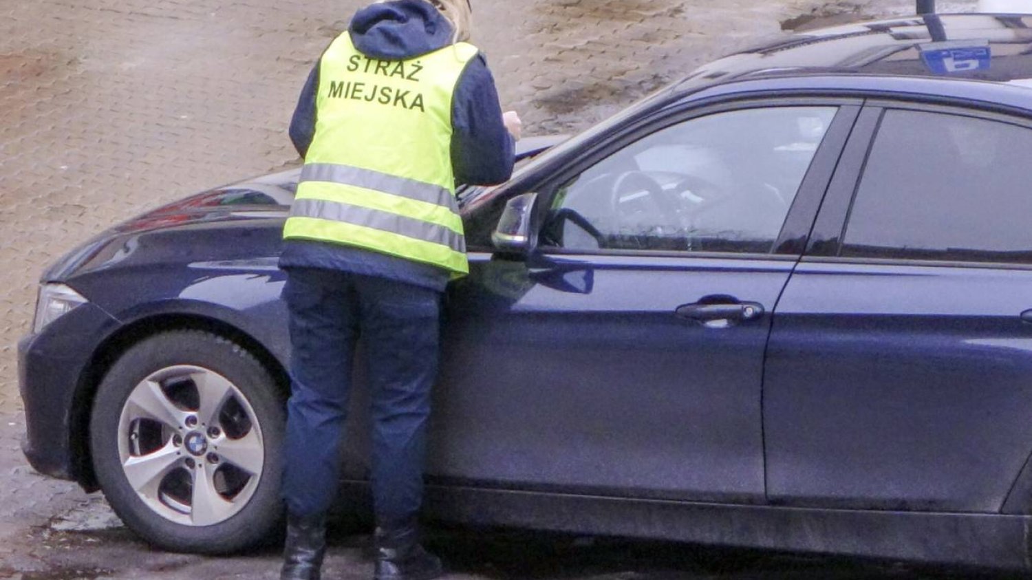 Nowelizacja kodeksu karnego. Jest nowa data. Za "lewe" tablice nawet więzienie.