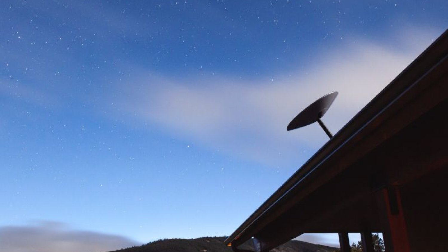 SpaceX Starlink łączy siły z Google Cloud.