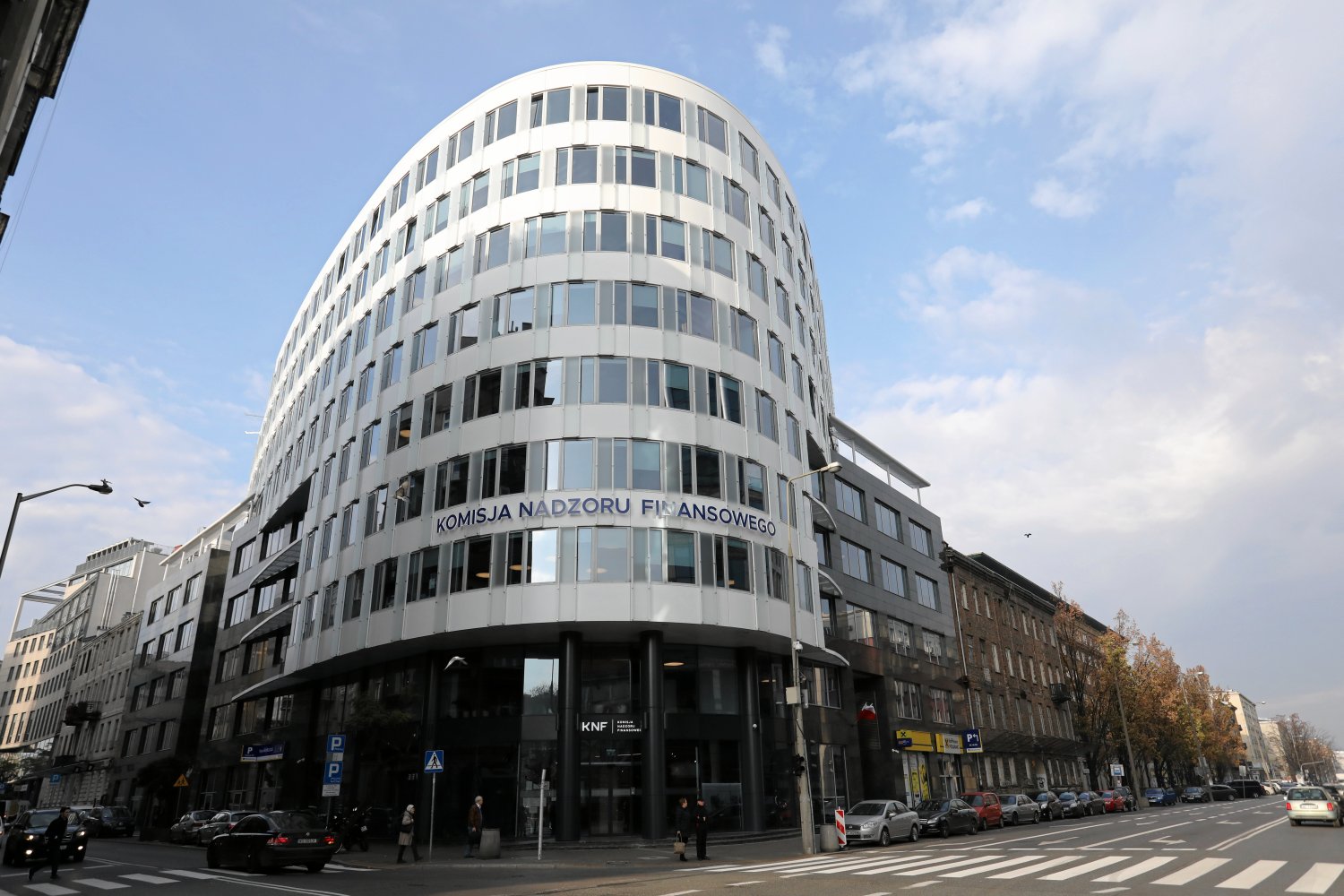 Nowy budynek KNF przy ul. Pięknej 20.