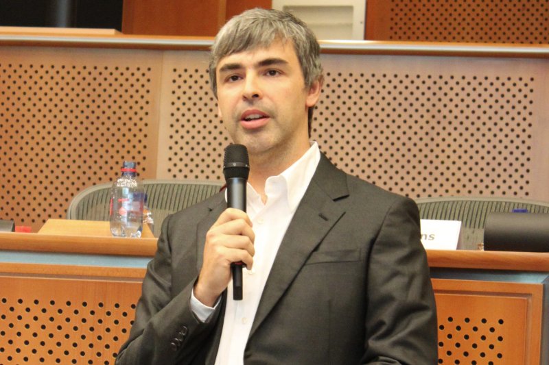 Osoby na kierowniczych stanowiskach, zarządzający wielkimi firmami, nie zawsze są bezwzględnymi prezesami. Na szczęście nie brakuje szefów, którzy nie zadzierają nosa i starają się przychylić nieba swoim pracownikom