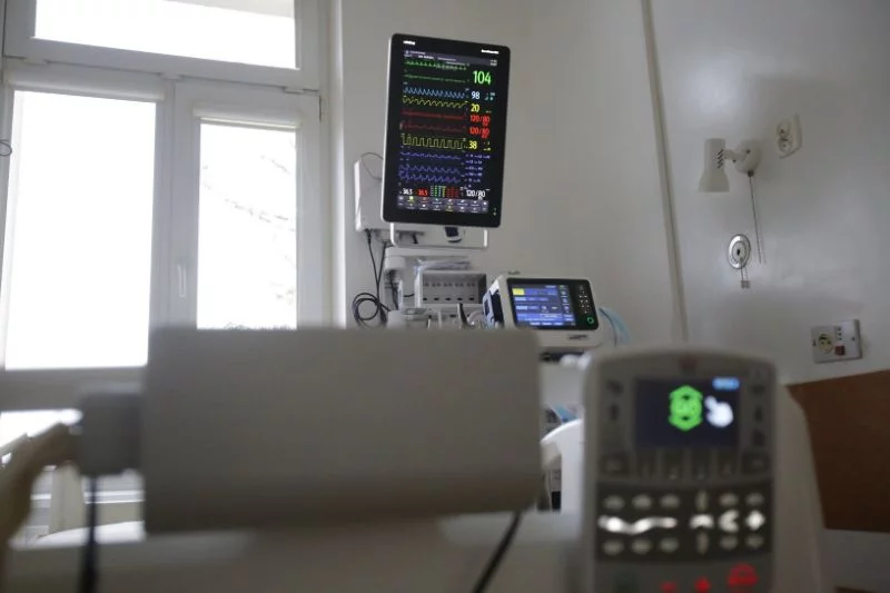 Bez respiratora być może nie da się kogoś uratować. A te leżą w ARM i się kurzą.