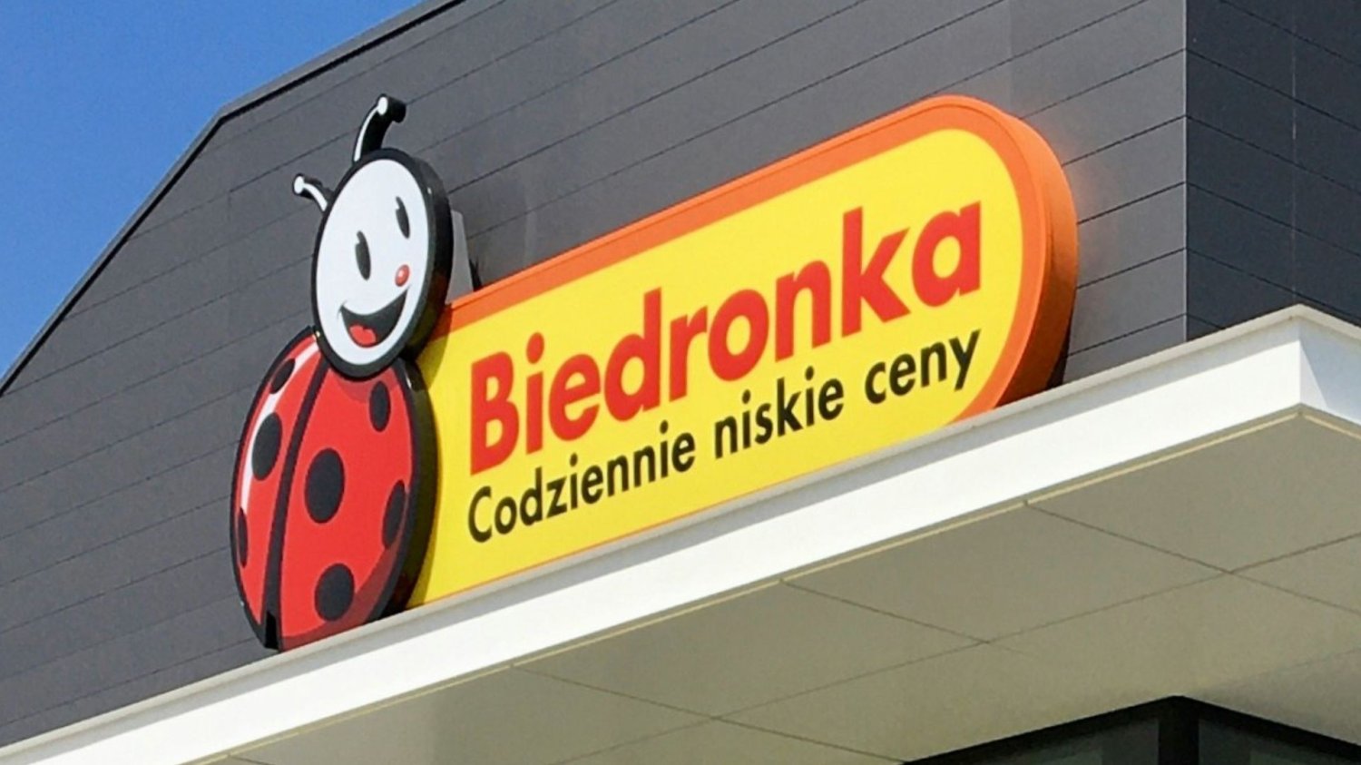 UOKiK dopiął swego. Biedronka zapłaci miliony po wyroku sądu. UOKiK dopiął swego. Biedronka zapłaci miliony po wyroku sądu.