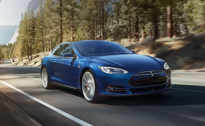 Tesla S