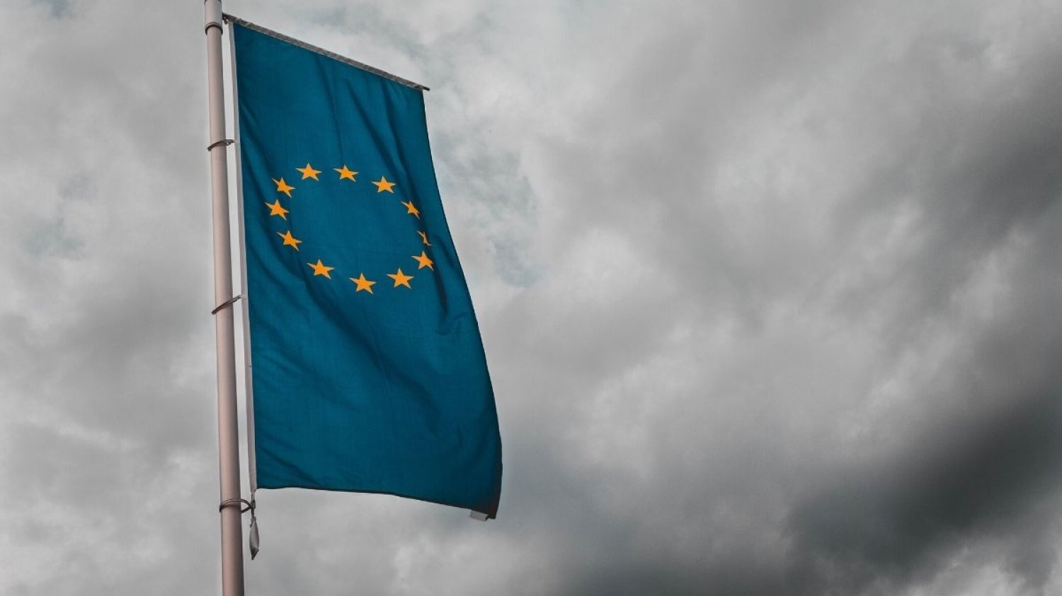 Unijni przywódcy mają wrócić do określenia zasad powiązania funduszy z praworządnością.