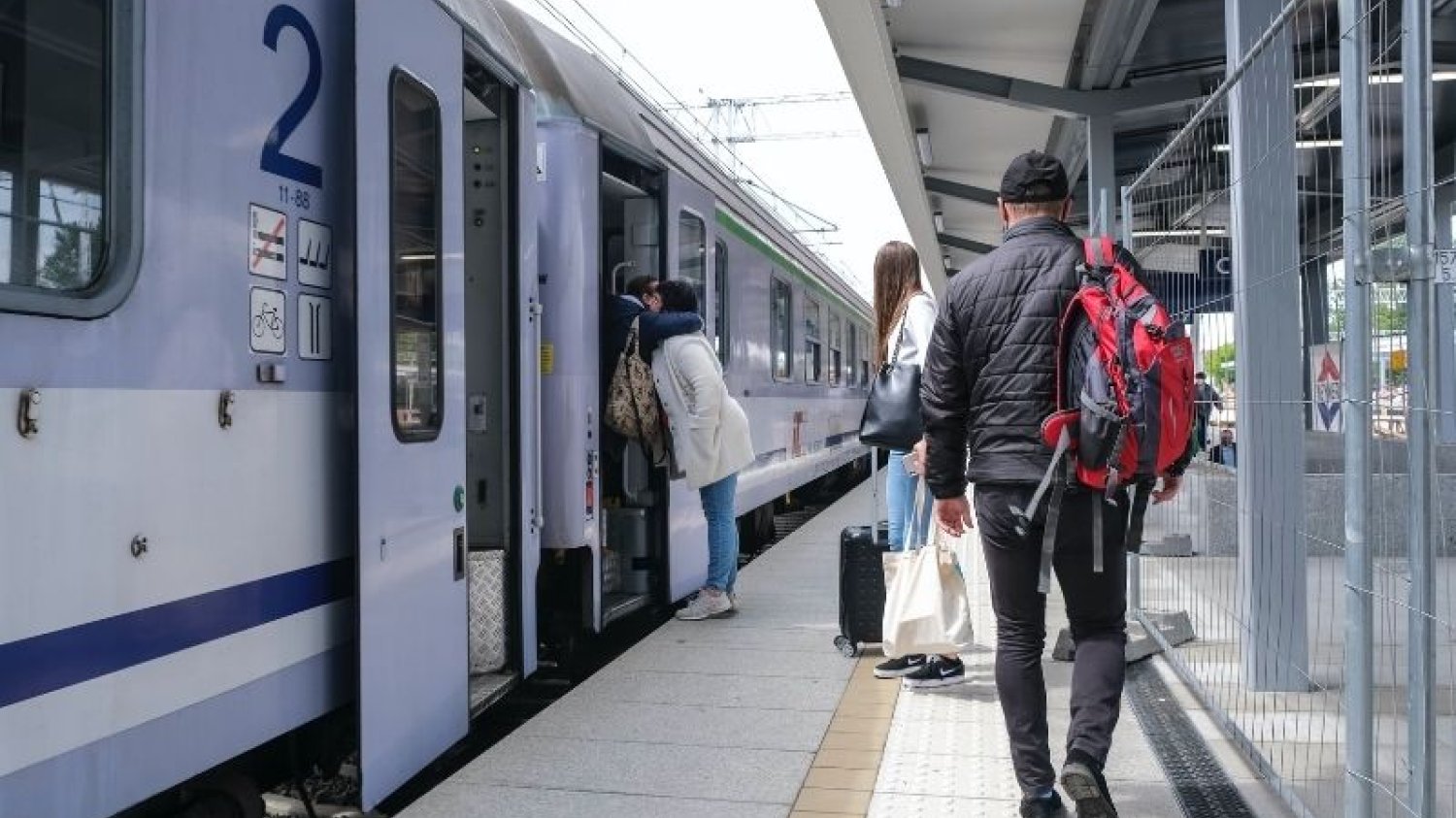 Rząd chce zmienić prawo regulujące pracę maszynistów w pociągach. W rezultacie może doprowadzić do paraliżu kolei.