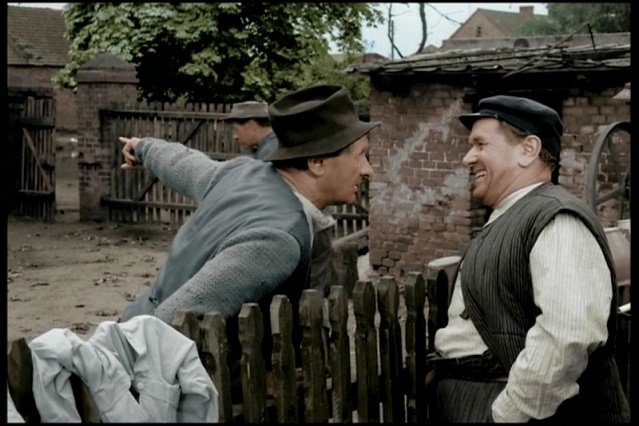 Współczesny rolnik znacznie różni się od bohaterów kultowej komedii - zwłaszcza w kwestii technologii