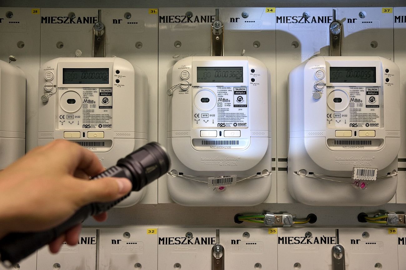 Polska coraz częściej musi awaryjnie kupować prąd od sąsiadów