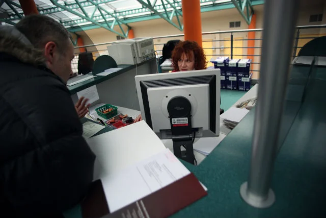 Jeżeli pracownicy zakładu nie wyślą informacji o przyznaniu nowego numeru w wyznaczonym terminie, obowiązek przypilnowania tej sprawy spada na przedsiębiorcę